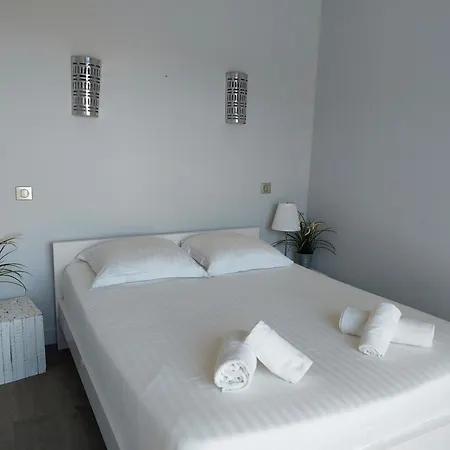 Residence Le Mas 르 라방두